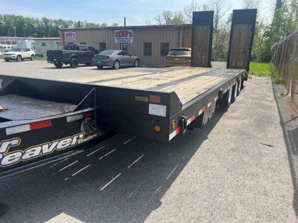 2018 EAGER BEAVER 25 TON TAG TRAILER - Reno's Trailer Sales